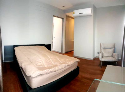 Condos for rent : M Silom【𝐒𝐄𝐋𝐋 & 𝐑𝐄𝐍𝐓】🔥Modern Tone with common areas that cater to every aspect of urban living🔥 Contact Line ID: @hacondo