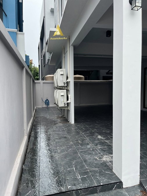 รูป ให้เช่าบ้าน 3 ชั้น ย่านสุทธิสาร ห้วยขวาง มีเฟอร์นิเจอร์ ใกล้MRTสุทธิสาร/ห้วยขวาง - รูปที่ 6/9