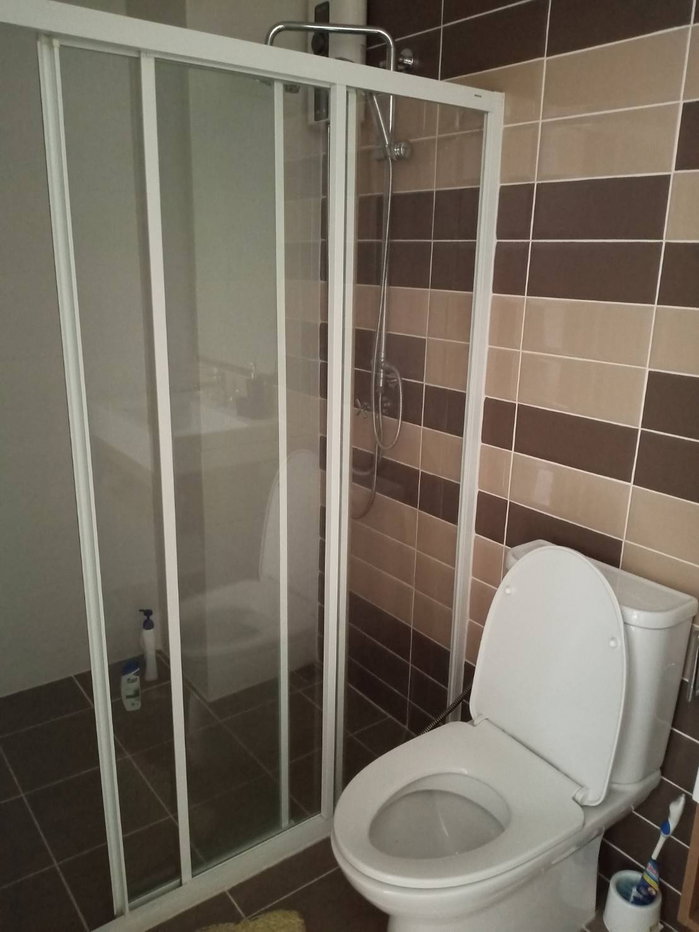 picture 35 sq.m., 7th floor, corner unit, Brown Condo Ratchada 32, 2-way view. - 13/16