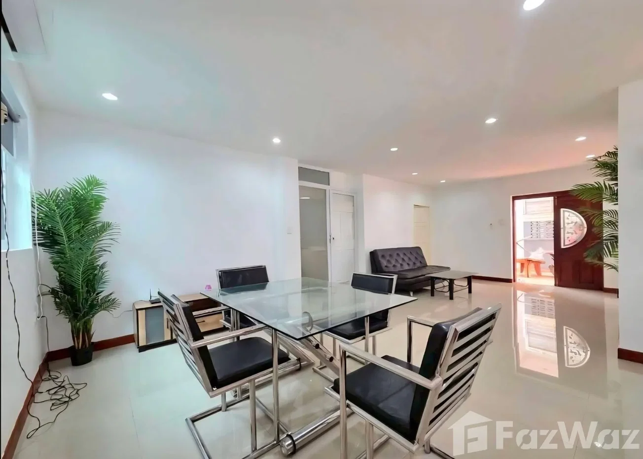 รูป บ้านเดี่ยวให้เช่า 3 ห้องนอน ใน เมืองพัทยา, ชลบุรี 6475547 - รูปที่ 2/15