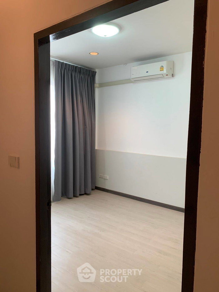 picture 3-BR House near BTS Bang Na (ID 3003430) - 3/20