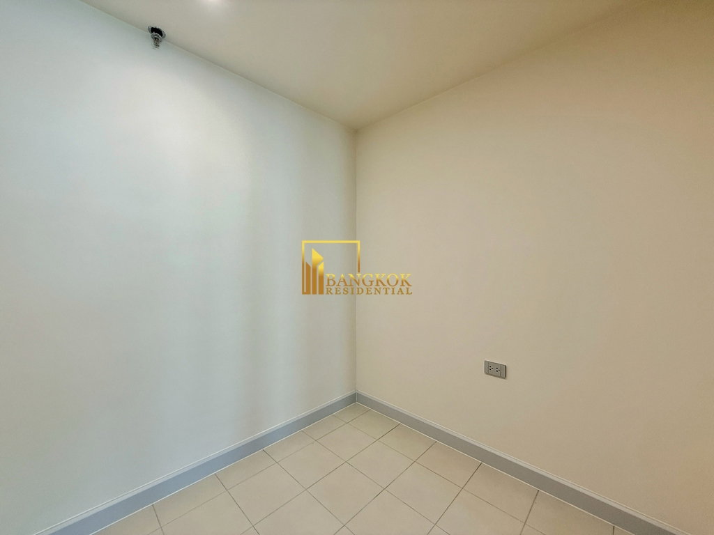 รูป Newly Renovated 4 Bedroom Serviced Apartment in Asoke Area - BR21445AP - รูปที่ 42/57