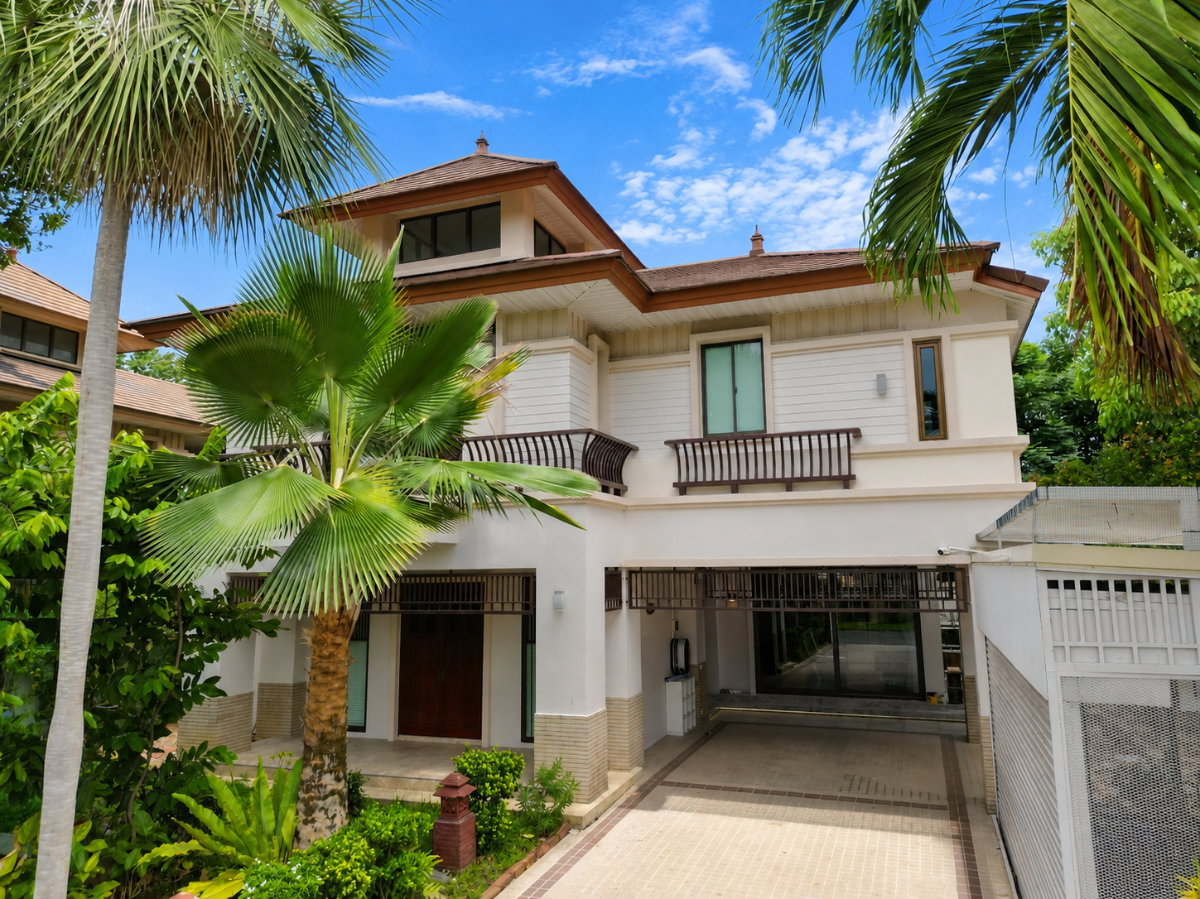 [Luxury Mansion] House for Sale at Nusasiri Sathorn-Pinklao | 208.3 Sq.Wah | Prime Ratchaphruek Location Near Sathorn
