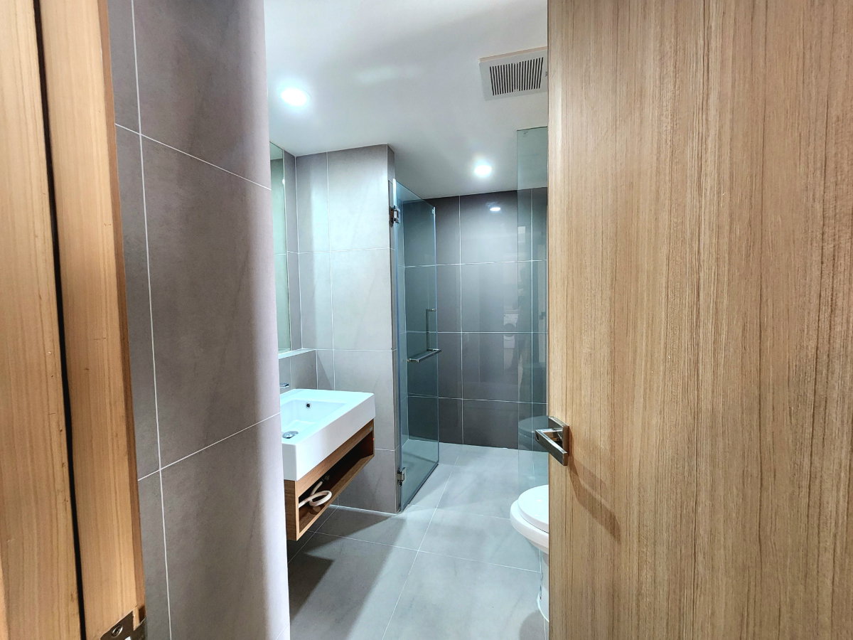 รูป วิวสวนร่มรื่น**ห้องว่างครับผม แบบ 2 Bed หายาก จอดรถได้ 2 คัน**ให้เช่า The Most อิสรภาพ ใกล้ศิริราช ใกล้MRTบางขุนนนท์!!SN517.5.310 - รูปที่ 9/49