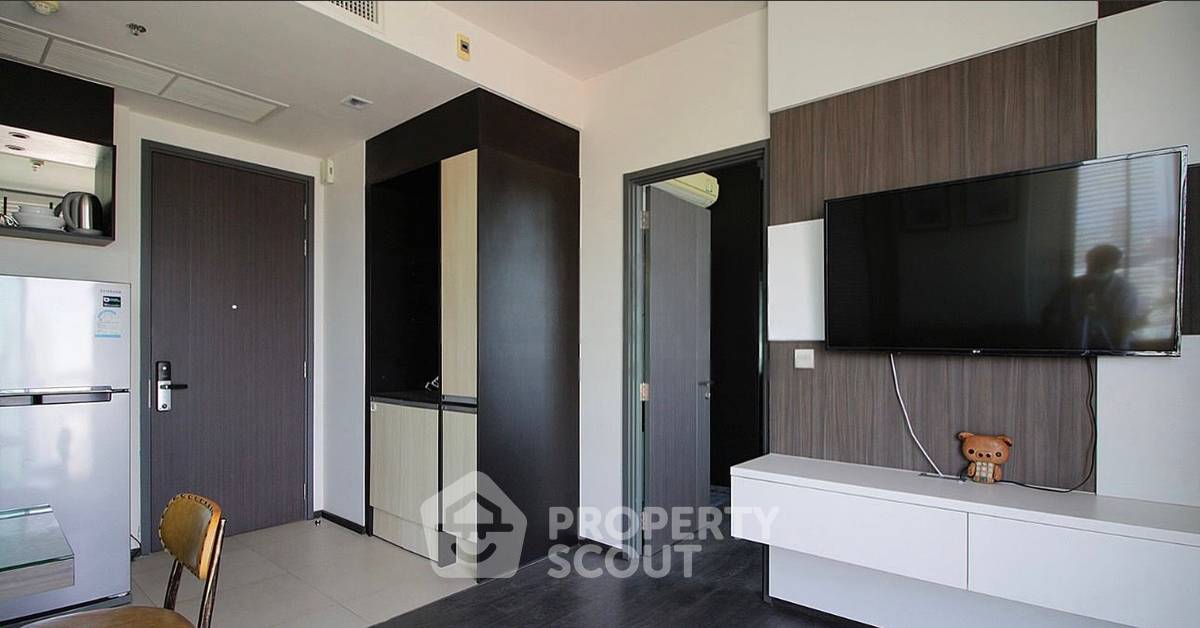 รูป คอนโด 1 ห้องนอน The Edge Sukhumvit 23 ชั้น 30 ขนาด 42 ตร.ม. ใกล้ MRT สุขุมวิท 200 ม. (ID 2739746) - รูปที่ 2/9