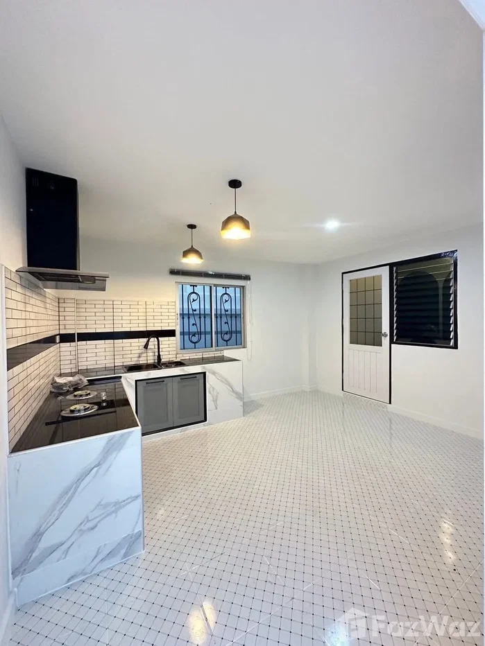 picture Beautiful 3-Bedroom Pool-Villa Ready Home with Rooftop Terra 6475775 - 5/23
