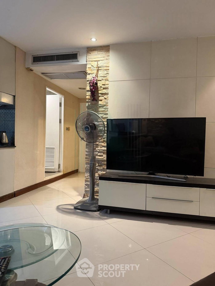 picture 2-BR Condo at Wittayu Complex near BTS Phloen Chit (ID 2683646) - 7/8