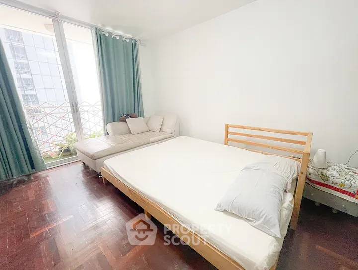 picture 2-BR Condo at Asoke Place near MRT Sukhumvit (ID 1475139) - 2/15
