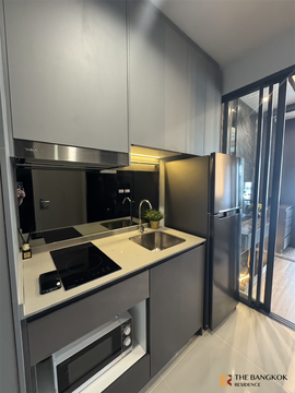 Ideo Sukhumvit - Rama 4 near BTS Phra Khanong Convenient Travel, Great Value per Square Meter