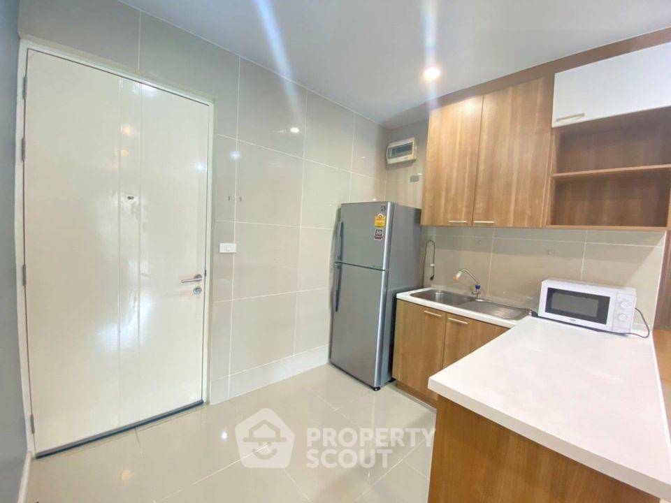 รูป คอนโด 2-ห้องนอน ที่ แฮปปี้ คอนโด ลาดพร้าว 101 ใน คลองเจ้าคุณสิงห์ (ID 2674685) - รูปที่ 4/8