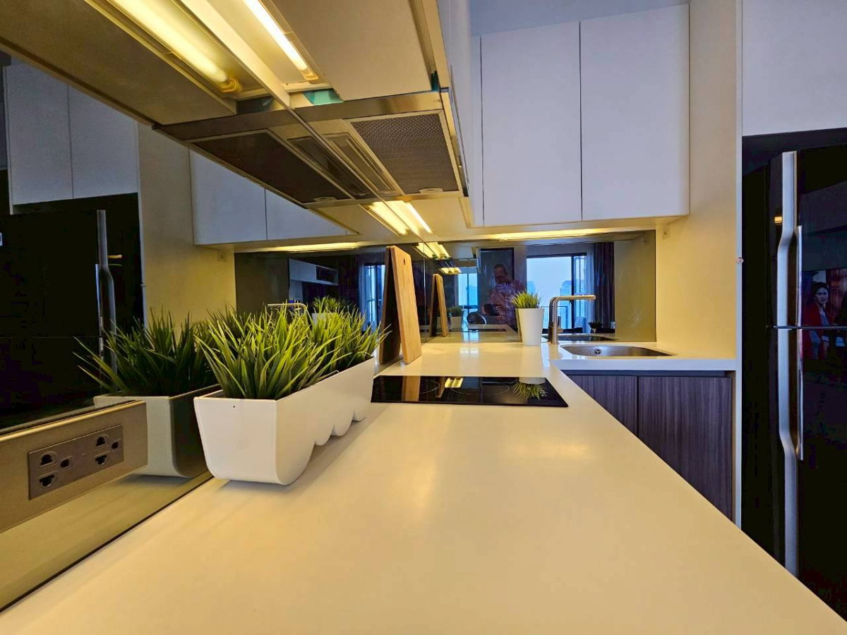 รูป คอนโด Urbano Absolute ติดสะพานตากสิน ใกล้ Icon Siam, BTS กรุงธนบุรี ใกล้สีลม สาทร - รูปที่ 10/10
