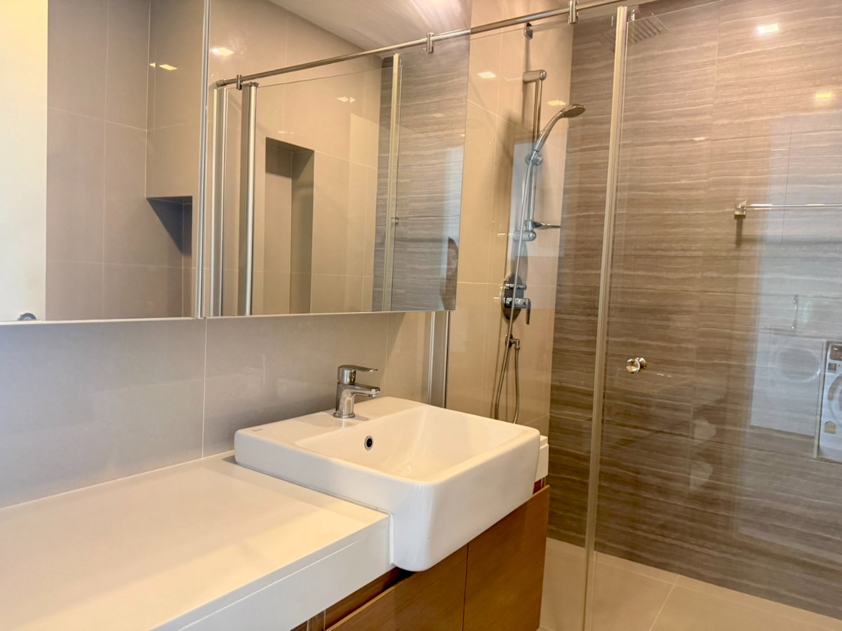 picture Special price for a 2-bedroom unit at Knightbridge The Ocean Sriracha.  Spacious layout, beautiful view, move-in ready. Only THB 3.99 million*. - 7/15