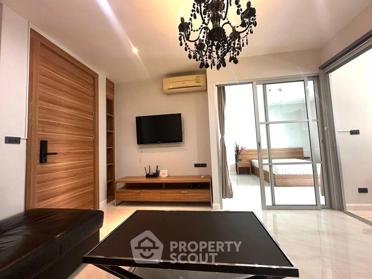picture 1-BR Condo at Rhythm Ratchada-Huaikwang near MRT Huai Khwang (ID 3004762) - 4/15