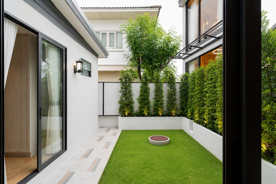 picture Luxury 2-Storey Pool Villa with Private Swimming Pool   #C4MG100524 - 5/31
