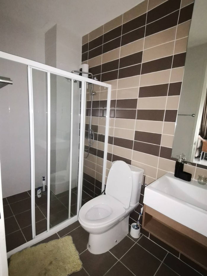picture 35 sq.m., 7th floor, corner unit, Brown Condo Ratchada 32, 2-way view. - 14/16