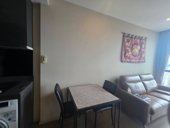 picture ðĨ For Rent â Ashton Asoke | Next to MRT Sukhumvit | Only 230 m from BTS Asok | High Floor - 2/9