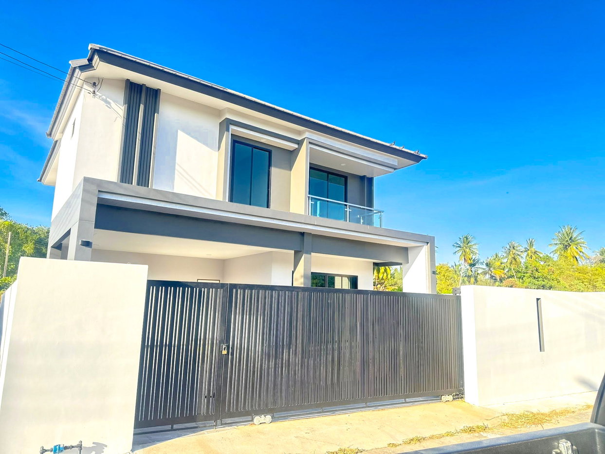 picture Luxury Pool Villa for Sale Mabprachan Lake East Pattaya - 8/8