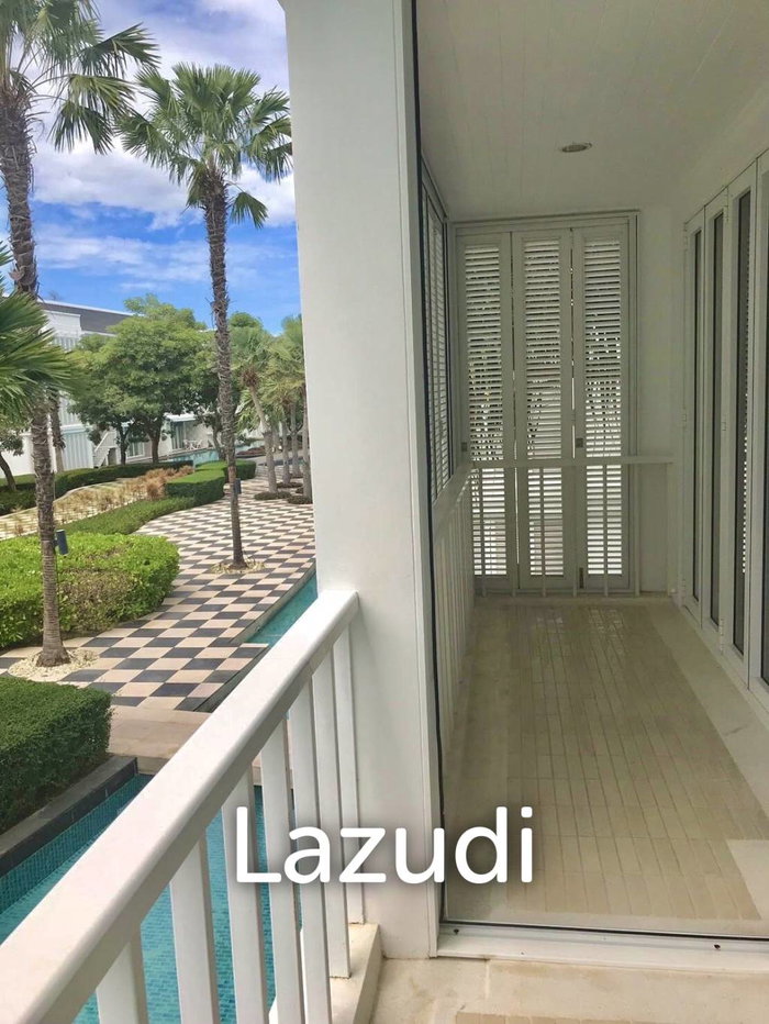 picture 2 Bedroom Pool View : Malibu Condominium - 3/27