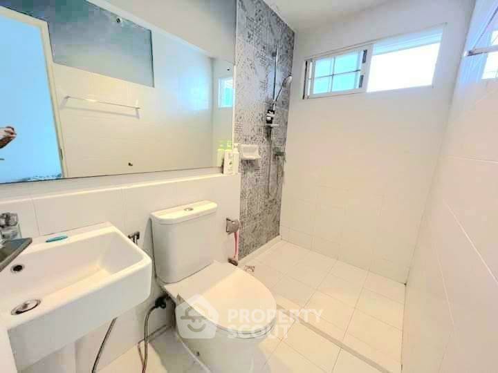 รูป ทาวน์เฮ้าส์ 2-ห้องนอน ที่ อินดี้ บางนา กม.7 (2) ใน บางแก้ว (ID 3003357) - รูปที่ 3/12