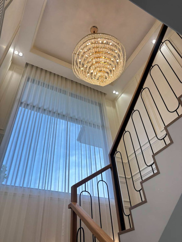 รูป ขายPool Villa สองชั้น บ้านในโครงการ ระบบรักษาความปลอดภัยอย่างดี 6 ห้องนอน 7 ห้องน้ำ #C5MG100757 - รูปที่ 11/25