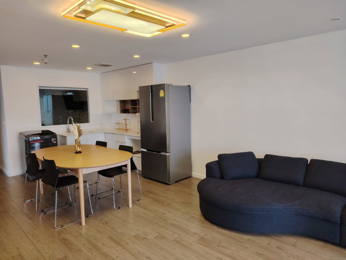 รูป Condo for RENT : State Tower 𝐒𝐢𝐳𝐞 : 127 sqm. 3 Bed /2 Bath / 2 Balconies / City view 𝐅𝐥𝐨𝐨𝐫 : 29th Fully furnished ✅2 Car parkings - รูปที่ 1/21