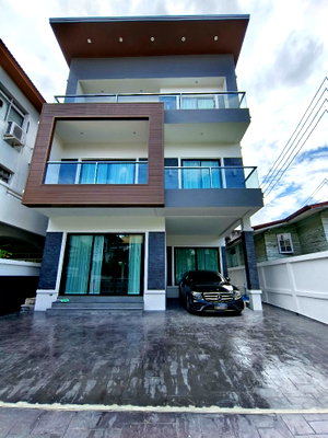 เช่าบ้านเดี่ยว เขตวัฒนา : 🏡✨ ให้เช่า บ้านเดี่ยว 3 ชั้น สุขุมวิท 65 (เอกมัย) จดบริษัทได้