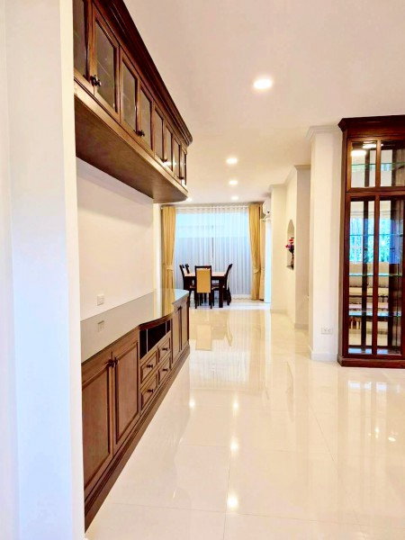 รูป เพอร์เฟคเพลส บ้านเดี่ยว 4 นอน 3 น้ำ ใกล้โรงเรียน RIS มีนบุรี 900 ม. รามคำแหง164 52 ตร.ว. 180 ตร.ม. พร้อมเฟอร์ฯ - รูปที่ 6/8