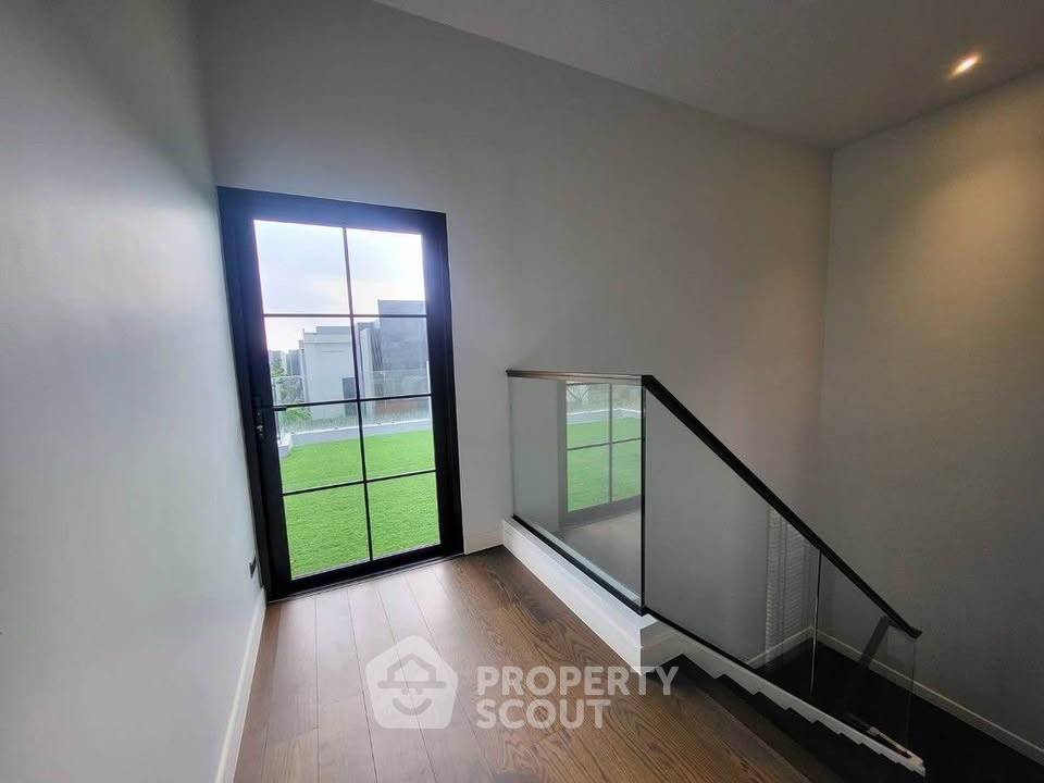 รูป บ้าน 4-ห้องนอน ที่ บูก้าน กรุงเทพกรีฑา ใน หัวหมาก (ID 3004782) - รูปที่ 3/12