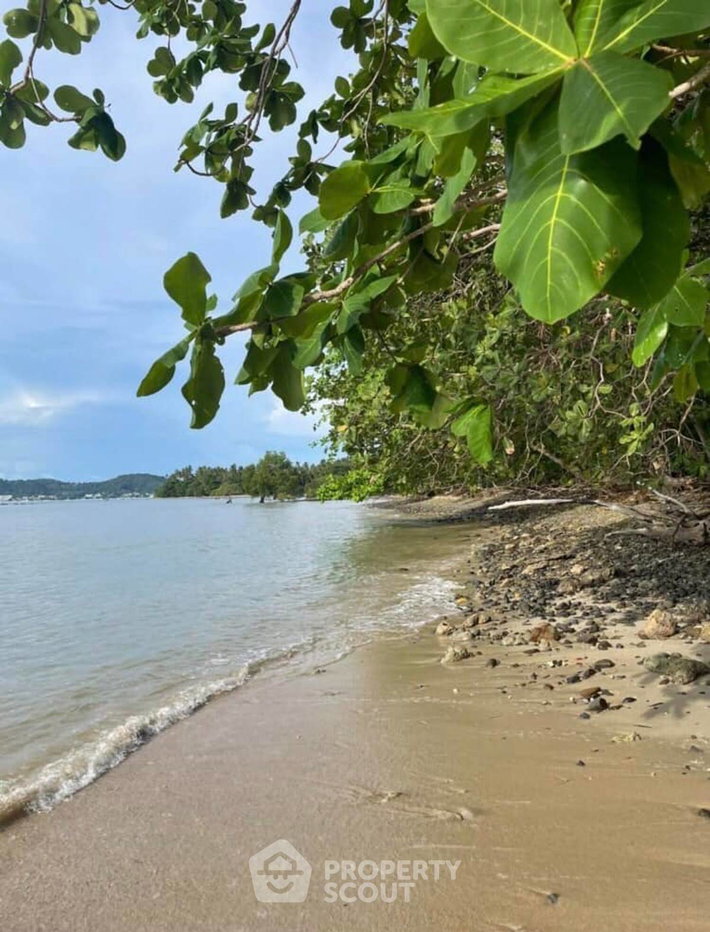picture 56,000 m² Land for Sale in Rawai (ID 2991360) - 3/3
