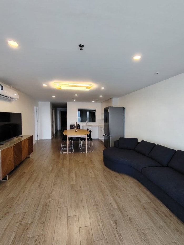 รูป Condo for RENT : State Tower 𝐒𝐢𝐳𝐞 : 127 sqm. 3 Bed /2 Bath / 2 Balconies / City view 𝐅𝐥𝐨𝐨𝐫 : 29th Fully furnished ✅2 Car parkings - รูปที่ 2/21