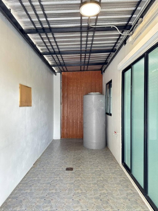 รูป ปล่อยเช่า ทำออฟฟิศได้  เเต่งให้พร้อม‼️ 🏘️ทาวน์โฮม 2 ชั้น👀 หน้าบ้านไม่ชนใคร👀 - รูปที่ 11/39