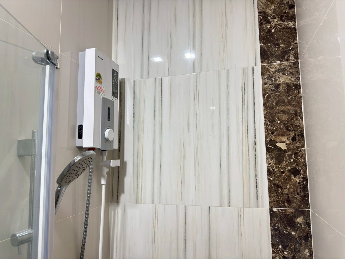 picture Golden Town Sukhumvit – BTS Bearing (Corner Unit) 2-storey townhouse, corner unit with extended space. - 32/41