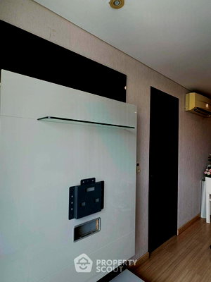 Condos for rent Samsen Wittayalai School : 2-BR Condo at The Address Phathumwan near BTS Ratchathewi (ID 2755234)