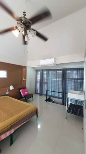 รูป HR3529ให้เช่าพูลวิลล่าหรู (Pool Villa) รัชดา-เหม่งจ๋าย ซอยรัชดานิเวศน์ 12 ทำโฮมออฟฟิศ คาเฟ่ สตูดิโอได้ ใกล้ MRT ห้วยขวาง - รูปที่ 6/23