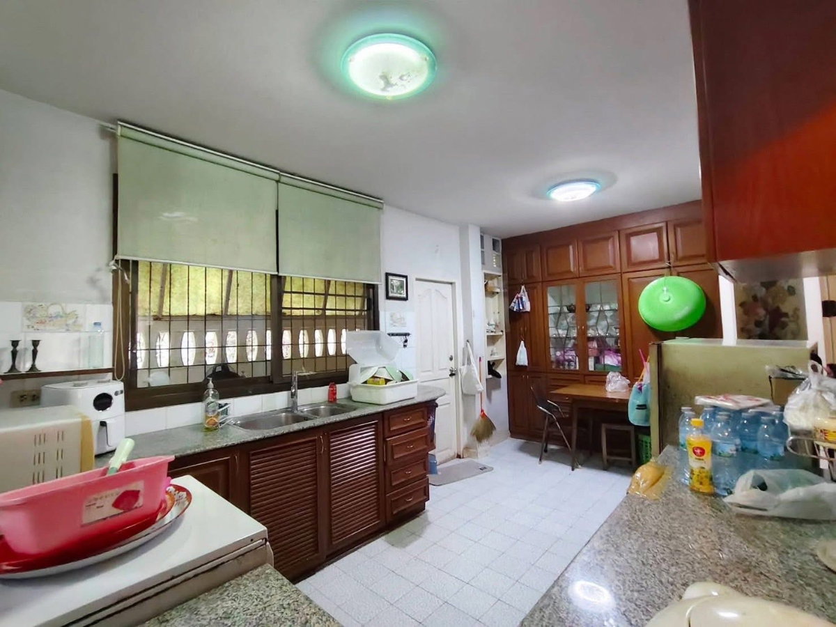 picture H0815, Detached House for Sale 4Br, Ladprao - 8/8
