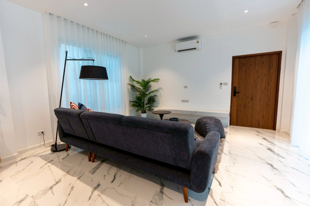 รูป  บ้านแฝดPool Villa2ชั้น บ้านนอกโครงการทำเลเศรษฐกิจใจกลางเมือง ต ราคา21.8 ล้านบาท  #C2MG100177  - รูปที่ 24/48