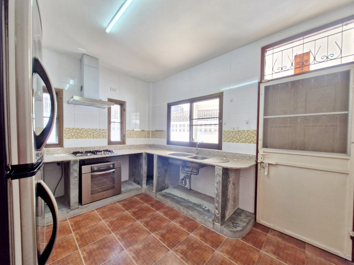 picture HK0480, House for rent 3 Br.,Huaikhwang - 12/24