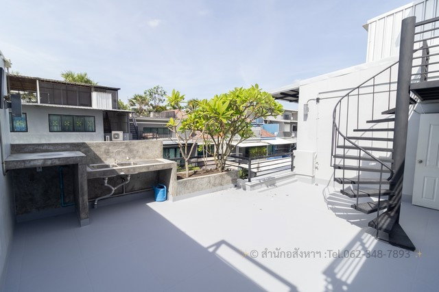 รูป ขาย ทาวน์โฮม 3 ชั้น ทำเลทอง ซอยภาวนา 5 (ลาดพร้าว 41) | ตอบโจทย์อยู่อาศัย & โฮมออฟฟิศ สภาพใหม่กิ๊ก พร้อม Rooftop ส่วนตัว! - รูปที่ 20/23