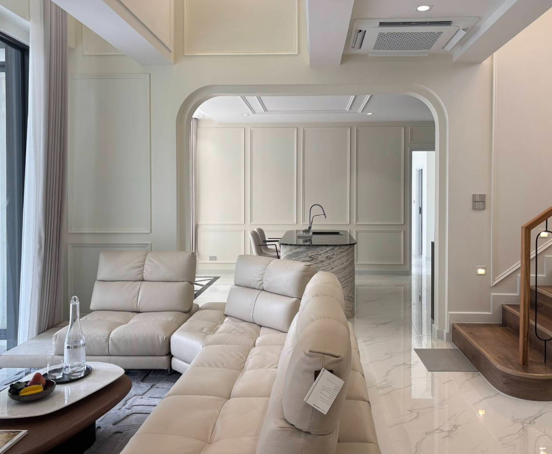 รูป ขายPool Villa สองชั้น บ้านในโครงการ ระบบรักษาความปลอดภัยอย่างดี 6 ห้องนอน 7 ห้องน้ำ #C5MG100757 - รูปที่ 2/25