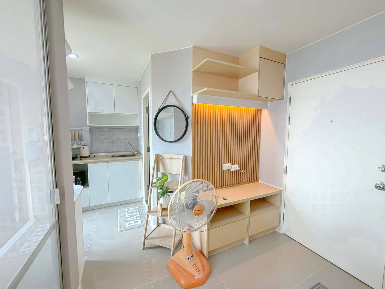 รูป Lumpini Sea View Jomtien Condo for Sale Studio Fully Renovated - รูปที่ 1/7