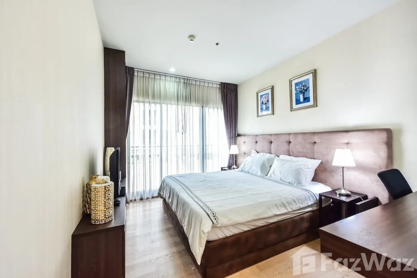 picture 2 Bedroom Corner Condo for Sale 6476805 - 2/10