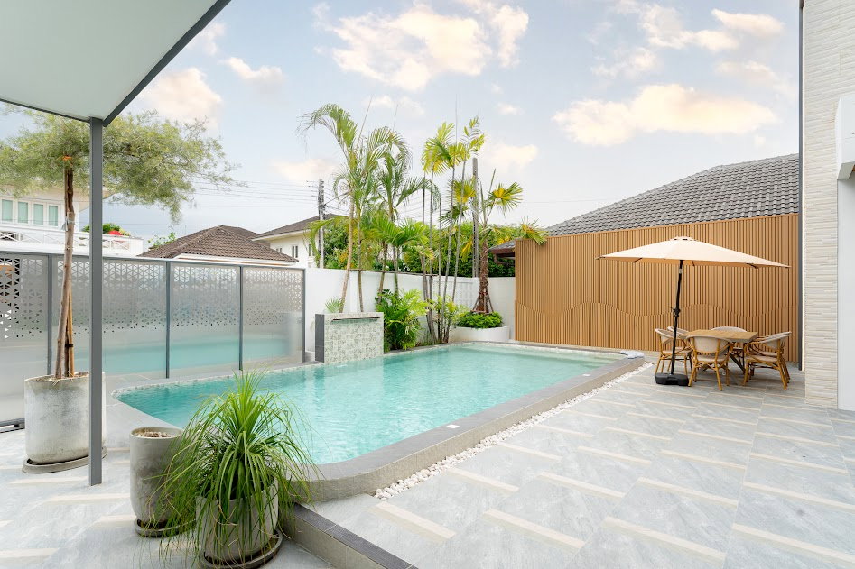 picture Luxury 2-Storey Pool Villa with Private Swimming Pool   #C4MG100524 - 2/31