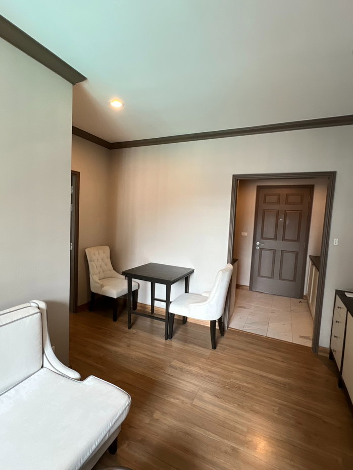รูป 🏡 For Rent! The Reserve Kasemsan 3 | 1 นอน 1 น้ำ | 41 ตร.ม. | ชั้น 5 วิวสระ | เฟอร์ครบ พร้อมอยู่ | ใกล้ BTS สนามกีฬาแห่งชาติ - รูปที่ 8/13