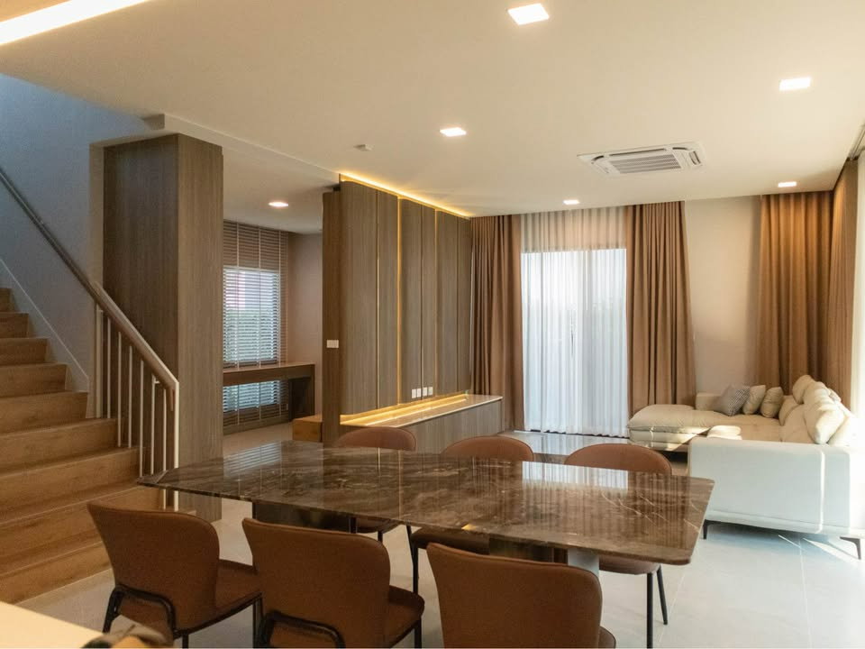 รูป HR3532ให้เช่าบ้านใหม่หรูหลังมุม มัณฑนา บางนา กม.15 (Mantana Bangna Km.15) ที่ดินใหญ่ 102 ตร.วา วิวต้นไม้ร่มรื่น ใกล้ Mega Bangna - รูปที่ 4/30