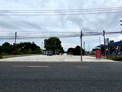 Land for sale Si Racha Chonburi : Prime land for sale, next to PTT gas station, Khao Kilom, Sriracha, Chonburi. High potential.