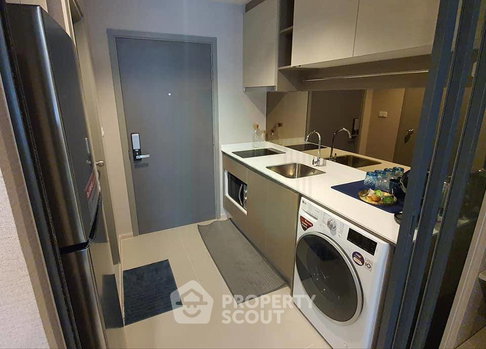 1-BR Condo at Ideo Sathorn-Wongwian Yai near BTS Wongwian Yai (ID 2729299)