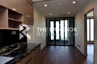 Condos for sale : 🌇Unfurnished Condo for Sale at Ideo Q Victory, 35.68 Sq.m., South-Facing with Good Ventilation, Near BTS Victory Monument🚆