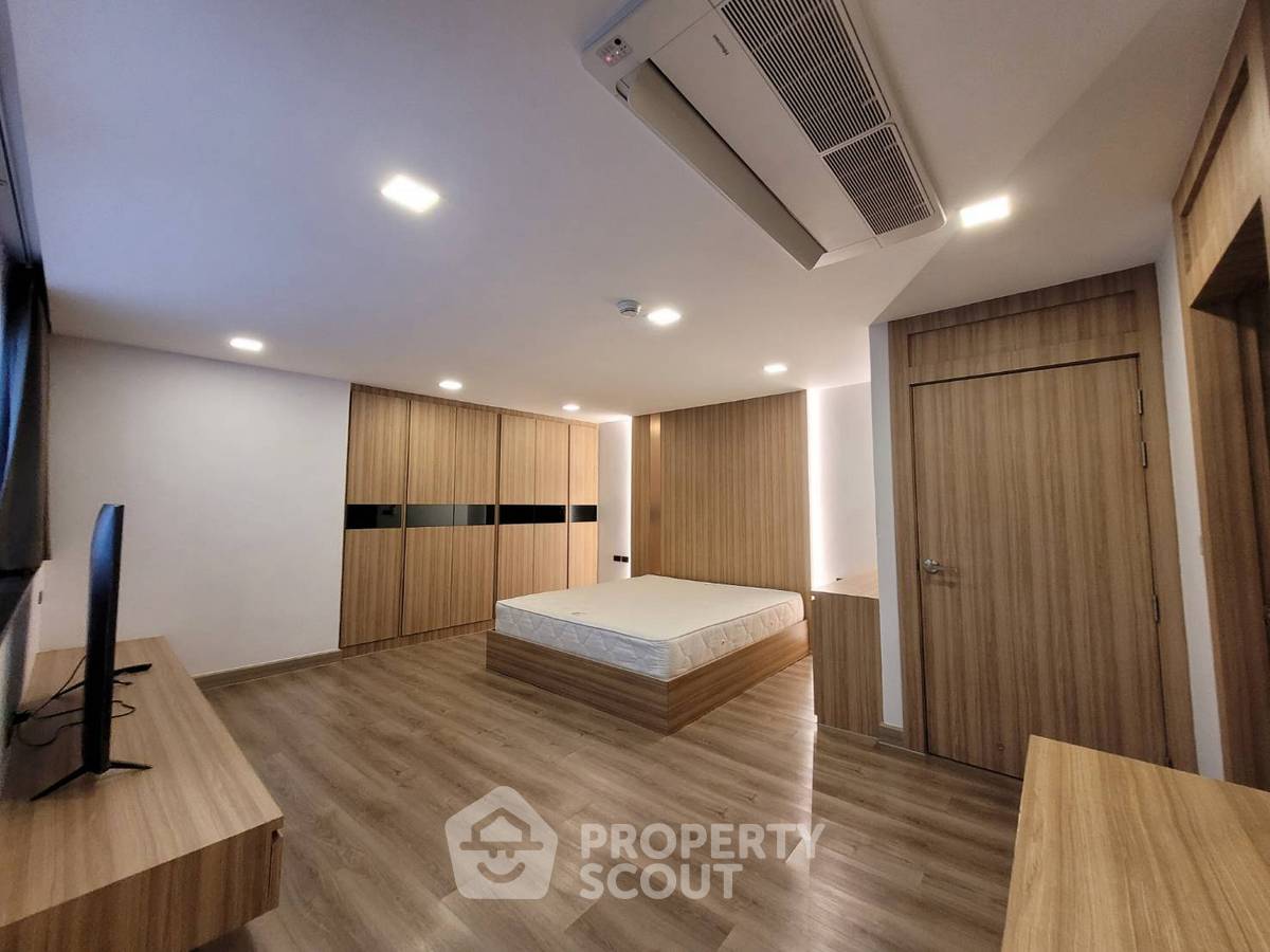 รูป คอนโด 3-ห้องนอน ที่ เพรสซิเดนท์ ปาร์ค คอนโดมิเนี่ยม ใกล้ MRT ศูนย์การประชุมแห่งชาติสิริกิติ์ (ID 3005208) - รูปที่ 2/9