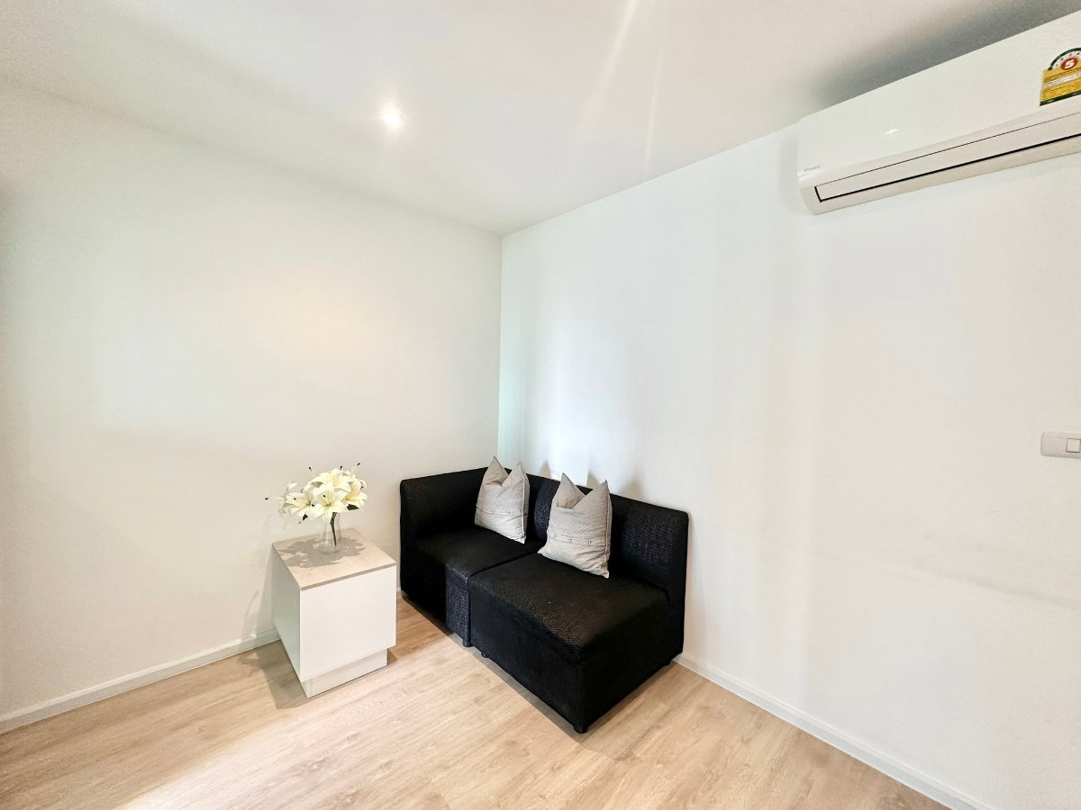picture iCondo Serithai Green Space: Convenient & Relaxing Condo for Rent - 10/20