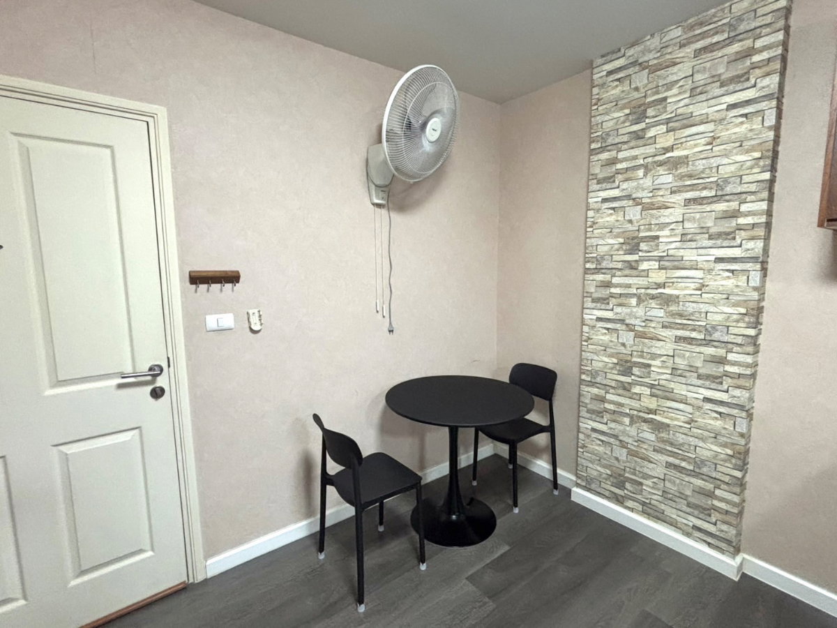 picture 📌𝐔𝐏𝐃𝐀𝐓𝐄 𝐑𝐎𝐎𝐌 𝟐𝟎𝟐𝟔📌 Condo for rent at Campus Resort Bangna [Beautiful built-in room / Free WiFi in room] ID LINE: atccity 💻 - 8/12